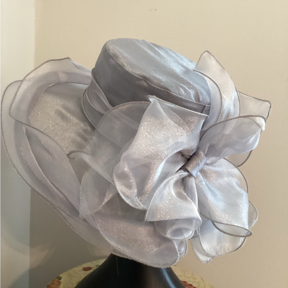 Grey Organza Fascinator Hat with Bow Detail for Derbys, Tea Parties, Wedding